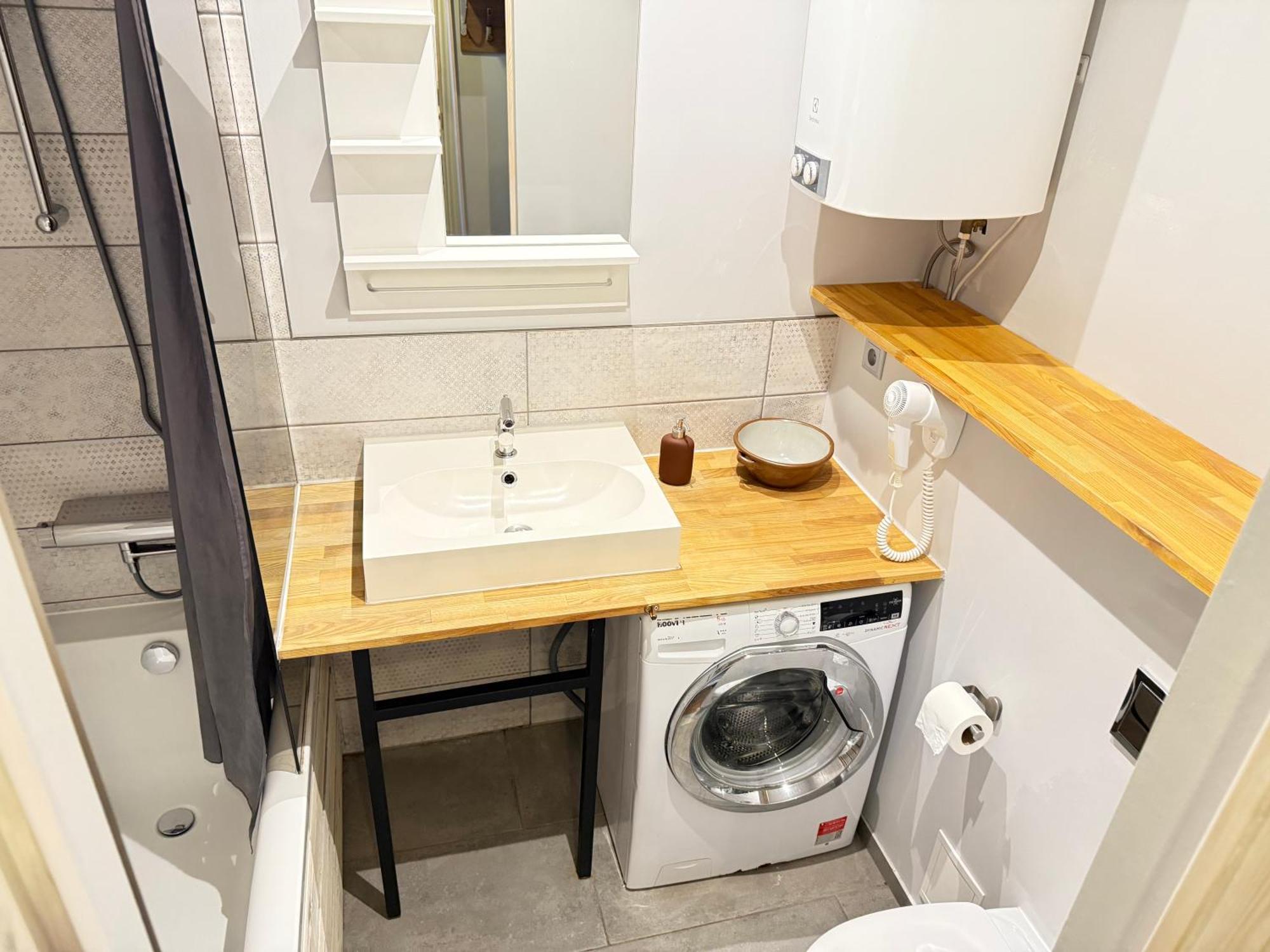 Baltic Design Apartments With Free Parking And Self Check In Riga Kültér fotó