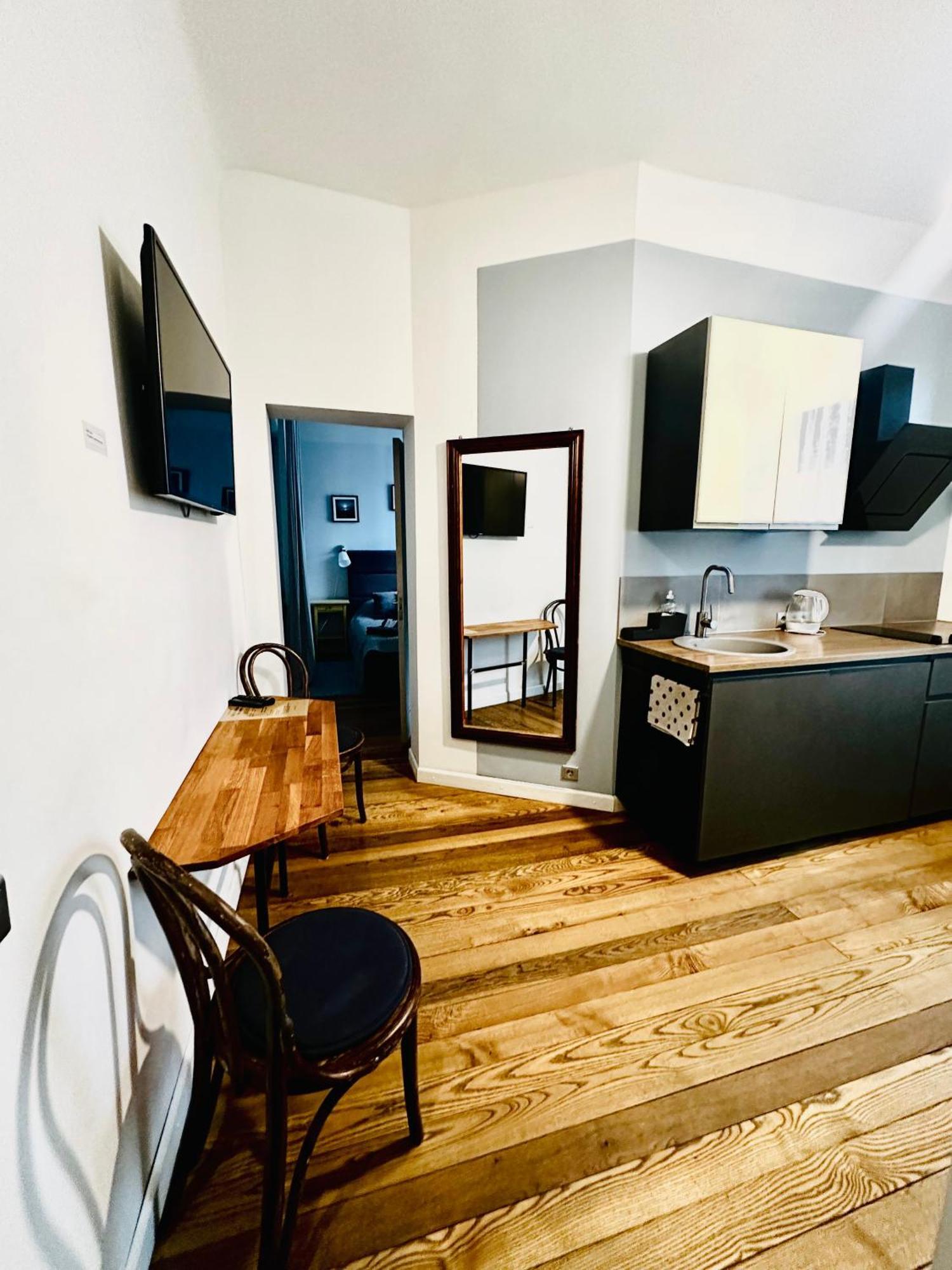 Baltic Design Apartments With Free Parking And Self Check In Riga Kültér fotó